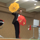 手が小さい関西出身マジシャンの講座の風景