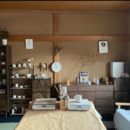 お寺のアトリエで、自分だけのキャンドルを作る。の講座の風景