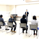心理学のグロウアップの開催する講座の風景