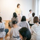 表情筋トレーニング・身体歪みを整えるセルフケア講師の講座の風景