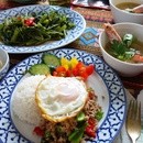 タイ料理教室スタジオアロイの講座の風景