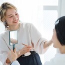【一気に垢抜け】誕生日で分かる似合わせメイク講師の講座の風景