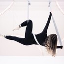 i&Land(アイランド) / エアリアルヨガ&ピラティスの開催する講座の風景