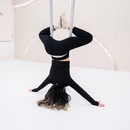 i&Land(アイランド) / エアリアルヨガ&ピラティスの開催する講座の風景