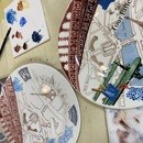 絵付けを楽しむ時間は生活に彩りを与えてくれます。の講座の風景