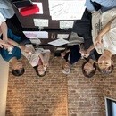 女性の「夢の再出発」を香りで後押しするアロマ教室の講座の風景