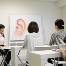 やさしく触れて、ととのえていく。セルフケアの講座の風景