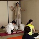 クリスタルボウル音浴で頭の休息と身体の安心を提供の講座の風景