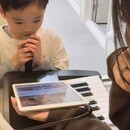 現役シンガーが教える、リアルな発声法の講座の風景