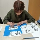 筆文字とラメ模様で、想いを伝える癒しのアート講座の講座の風景