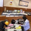 笑顔になれる筆文字アートの講座の風景
