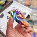 七宝焼の工房アンクル・ゼットの開催する講座の風景