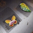 七宝焼の工房アンクル・ゼットの開催する講座の風景
