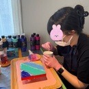 『テーブル茶道』と『レジンアート』のよくばりプランの講座の風景