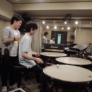 力みは練習不足じゃない。音が変わるドラムレッスンの講座の風景