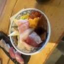 寿司職人から学ぶ本格握り寿司体験の講座の風景