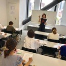 「自信ゼロでも大丈夫！“撮れる私”になる写真講座」の講座の風景