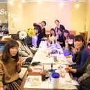 ガラスカボションアクセサリー・雑貨の講座の風景