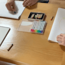 描く線は音楽と私のあいだを結ぶ。音楽プロセス体験の講座の風景