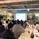 デザインの考え方を学ぶことができる教室の講座の風景