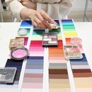 オンラインと対面で、「色って楽しい！」を感じる教室の講座の風景