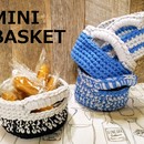 初心者向け編み物ワークショップの講座の風景