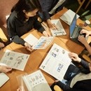 元記者が銀座路地裏で開く文章教室《青猫ナラティブ》の講座の風景