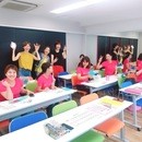 世界中の人々を笑顔にし幸福へと導く・お顔の筋トレの講座の風景