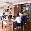 暮らしの中で気軽にお花を楽しみたい方への講座の風景