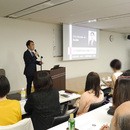 結婚相談NPOの開催する講座の風景