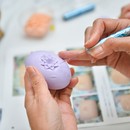 無駄を省いたメソッドでどなたも楽しめるカービングの講座の風景