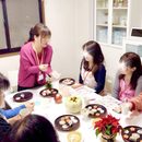 野菜・果物・石けんを彫って変身させよう！の講座の風景