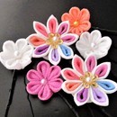 初心者歓迎‼　つまみ細工の講座の風景