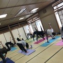 生着密着型のレッスン！エンジョイヨガ♪の講座の風景