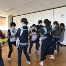 ベビーマッサージ『Sing Baby Sing』の講座の風景