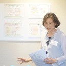食品、日用品の裏ラベルを見て選べる人になろう！の講座の風景