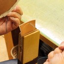 ComfortSwing革製品製作教室の講座の風景