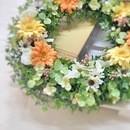 初心者の方でも楽しめるアレンジメントの講座の風景