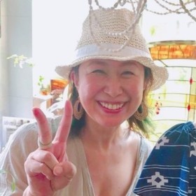 a cat on flower  ハナネコのプロフィール写真