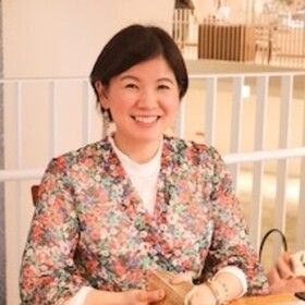 感情を翻訳するタロット講師 葵レオラのプロフィール写真