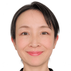 大人女性の笑顔と表情を整える講師 ｜玲花（れいか）のプロフィール写真