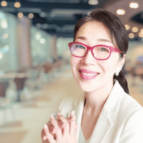 シニアにやさしい集客デザインコーチ こうの れいこのプロフィール写真