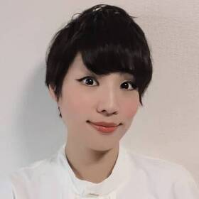 ファッション心理学講師 ルーシーのプロフィール写真