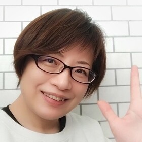 初心者向けアート講師 MICOのプロフィール写真